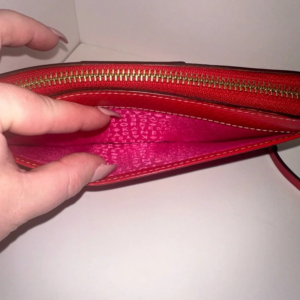 Kate Spade EUC Red Grained Leather Neda Wellesley Zip Around Wallet